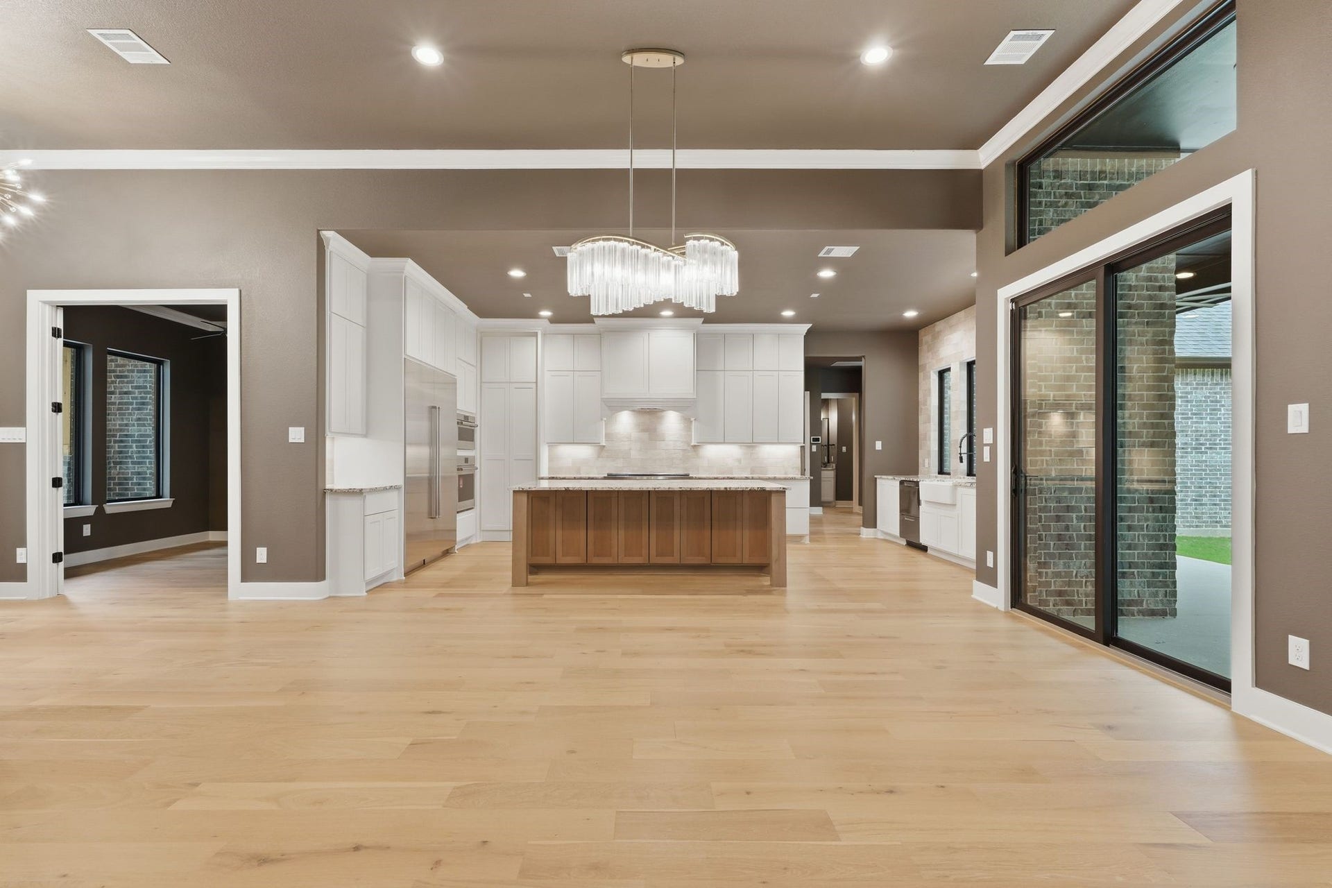 8104 High Meadow Ridge Court, Montgomery, TX 77316 8104 High Meadow Ridge Court, Montgomery, TX 77316