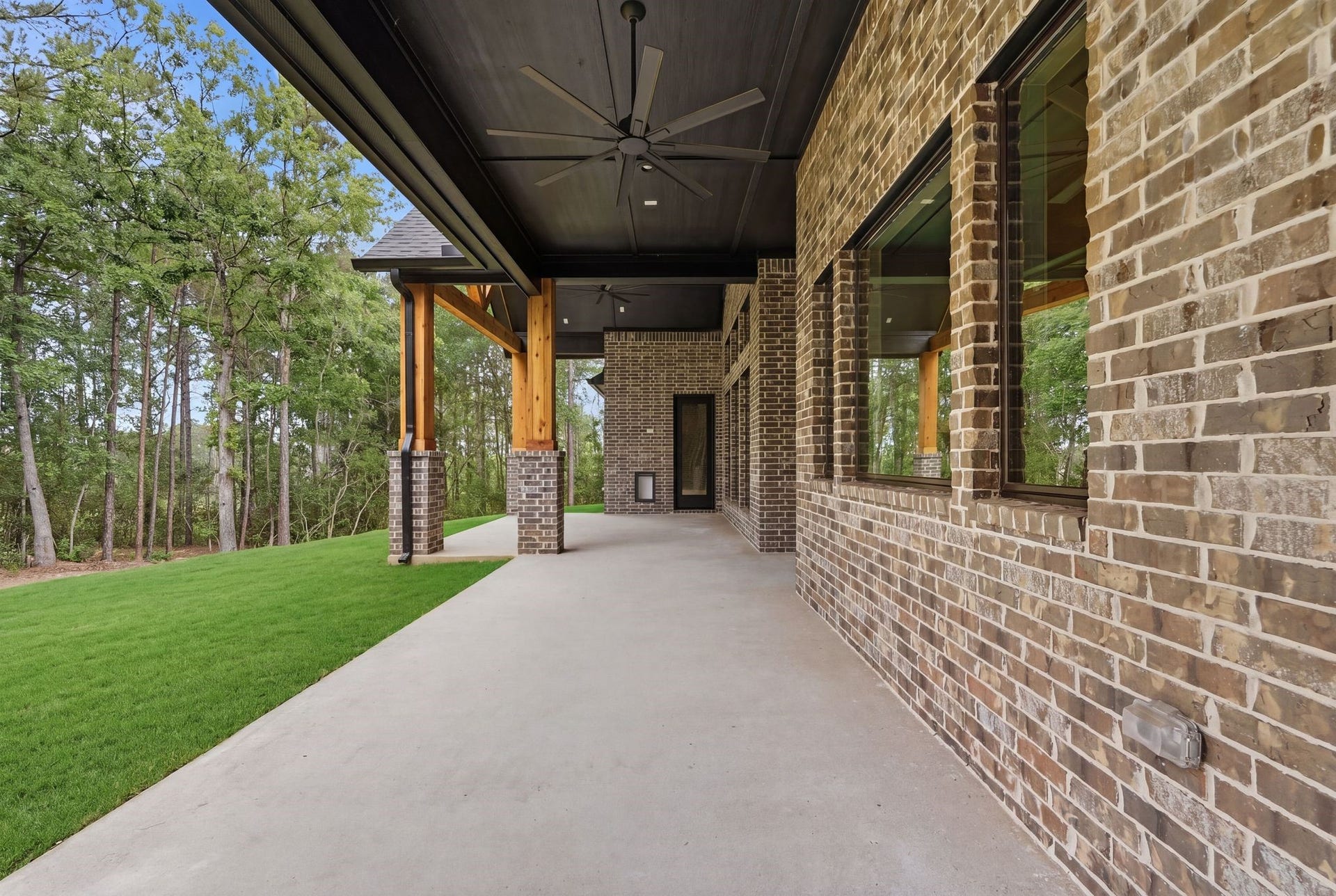 8104 High Meadow Ridge Court, Montgomery, TX 77316 8104 High Meadow Ridge Court, Montgomery, TX 77316