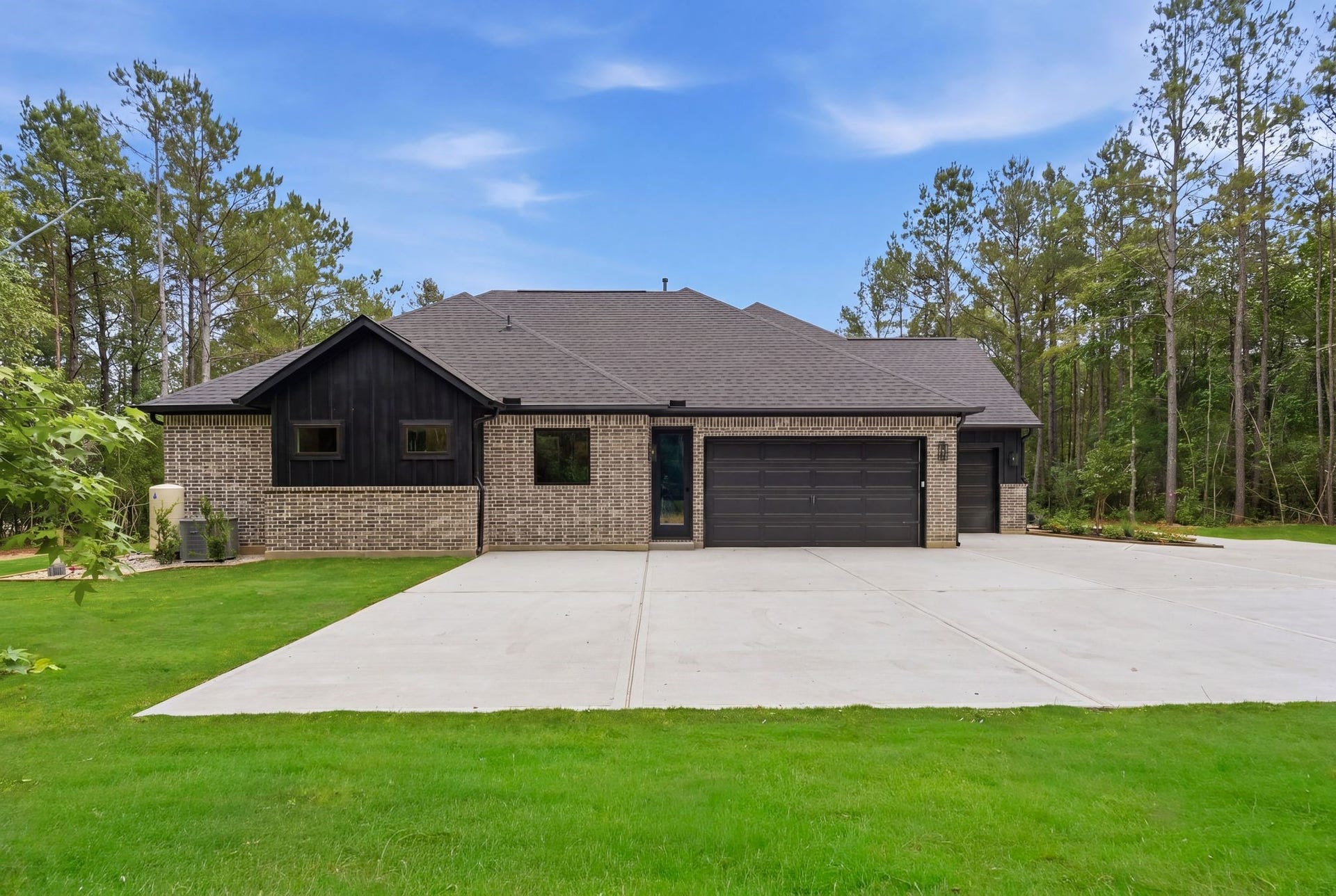 8104 High Meadow Ridge Court, Montgomery, TX 77316 8104 High Meadow Ridge Court, Montgomery, TX 77316