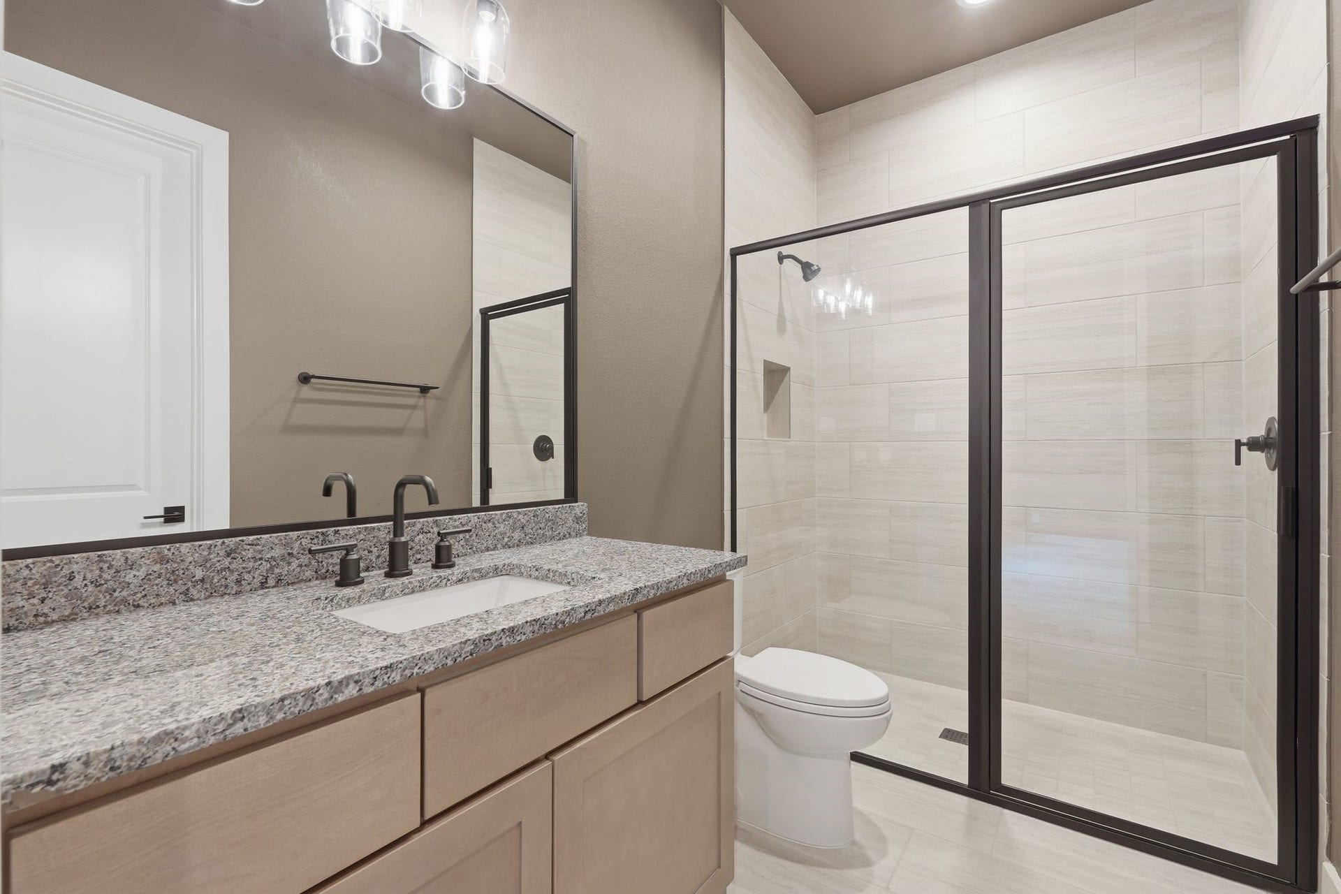 8104 High Meadow Ridge Court, Montgomery, TX 77316 8104 High Meadow Ridge Court, Montgomery, TX 77316