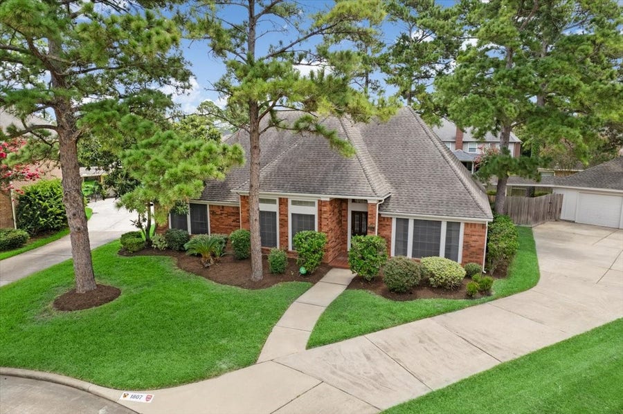 Property photo for 1807 Lowell Court, Katy, TX