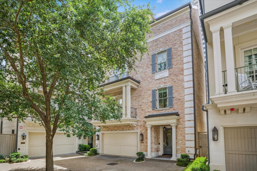 Property photo for 2413 Mimosa Drive, Houston, TX
