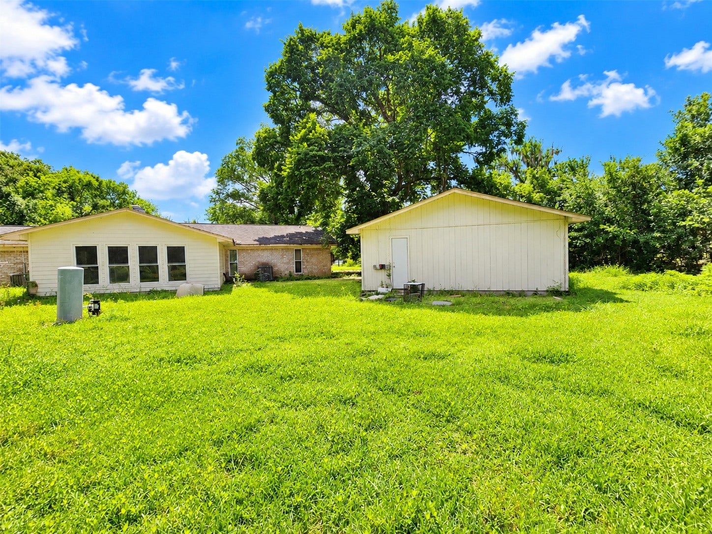 132 Otter Trail, Lake Jackson, TX 77566 132 Otter Trail, Lake Jackson, TX 77566