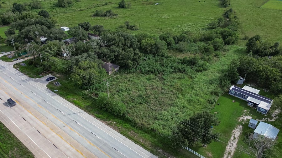 Property photo for 17636 Highway 36, Guy, TX