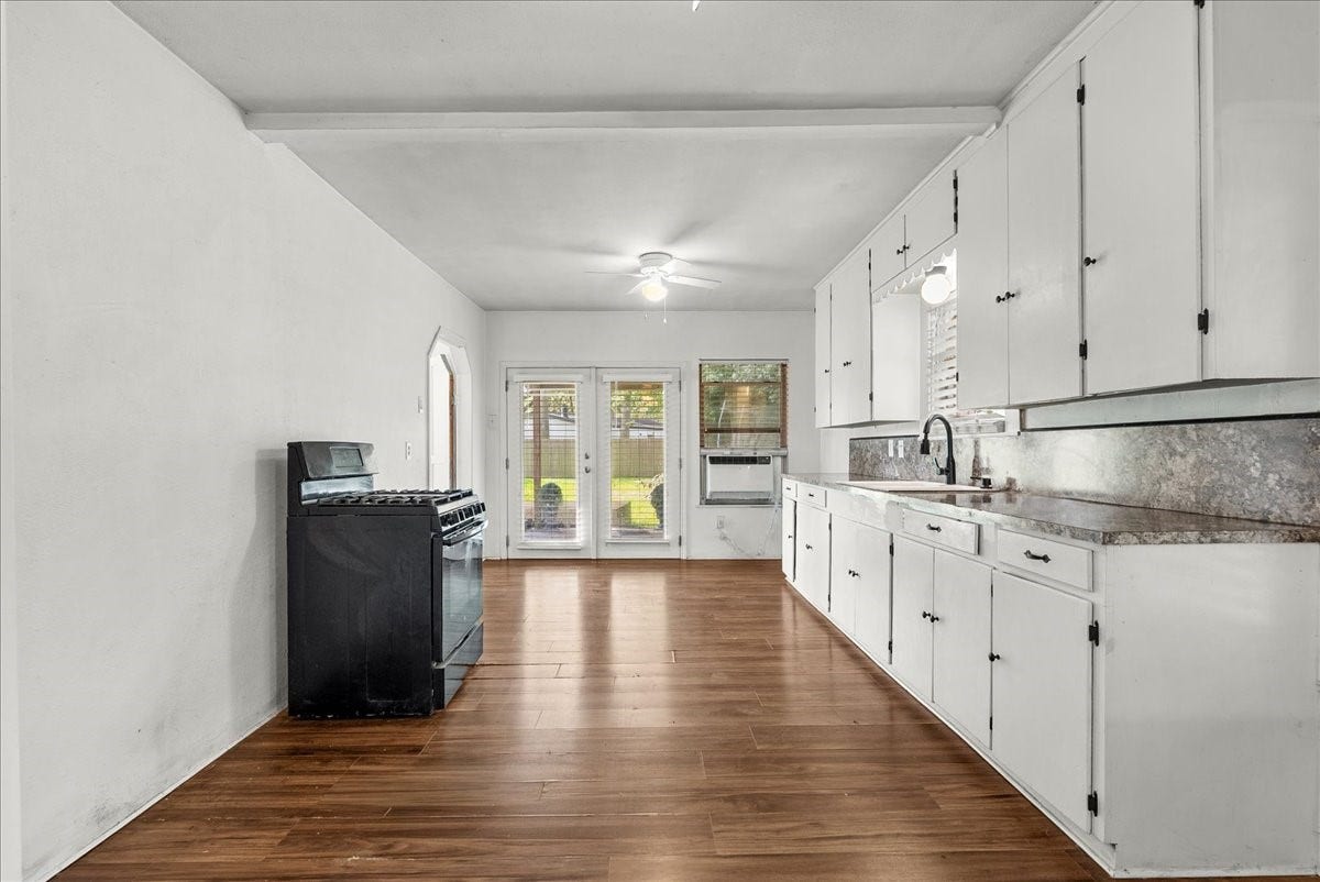 12101 23rd Street, Santa Fe, TX 77510 12101 23rd Street, Santa Fe, TX 77510