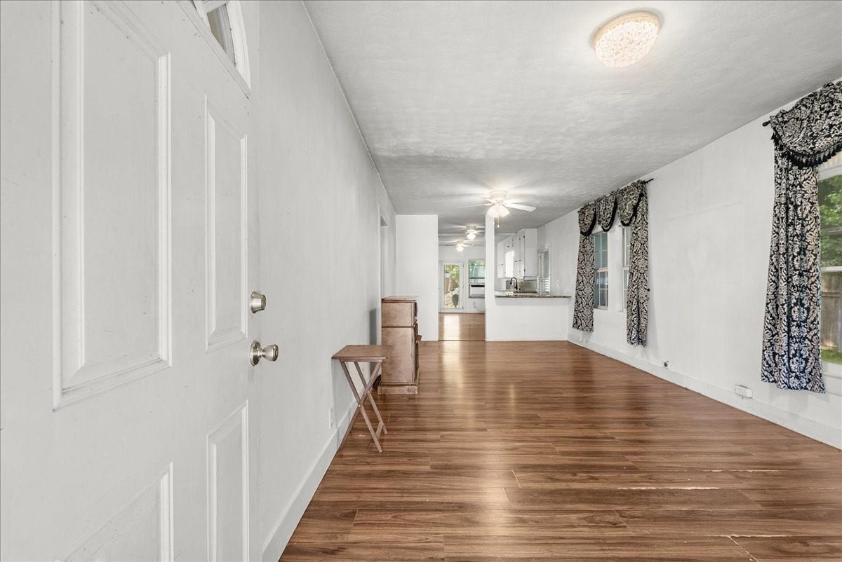 12101 23rd Street, Santa Fe, TX 77510 12101 23rd Street, Santa Fe, TX 77510