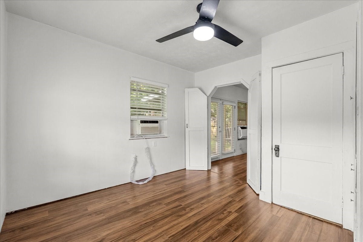 12101 23rd Street, Santa Fe, TX 77510 12101 23rd Street, Santa Fe, TX 77510