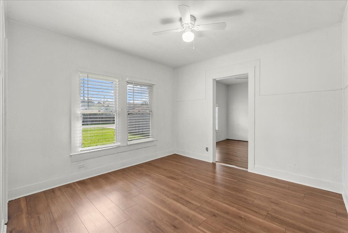 12101 23rd Street, Santa Fe, TX 77510 12101 23rd Street, Santa Fe, TX 77510