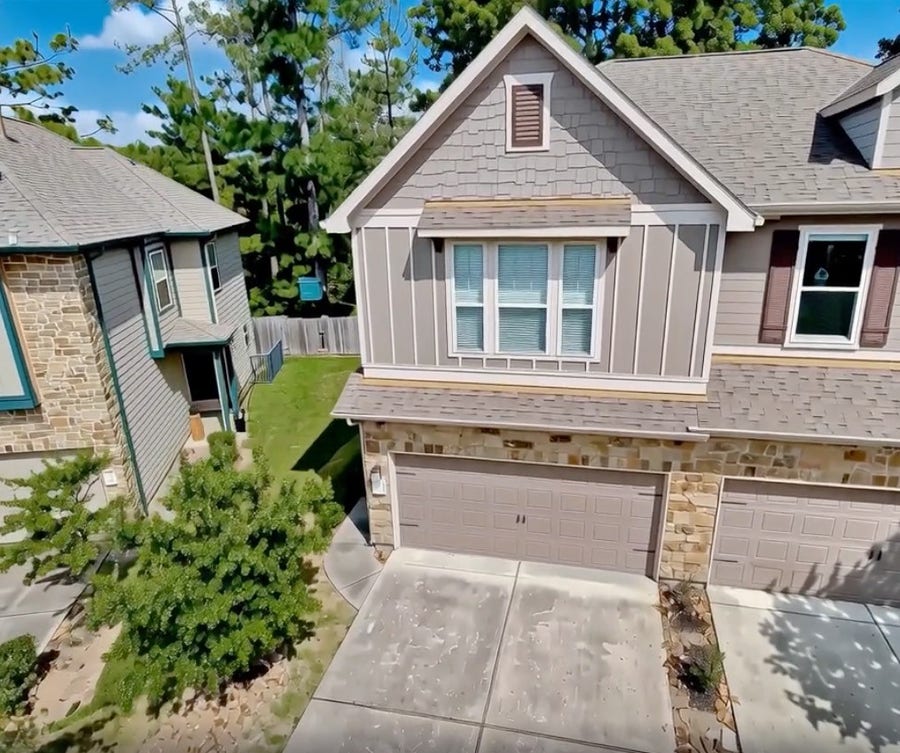 Property photo for 26 Cheswood Manor Drive, The Woodlands, TX