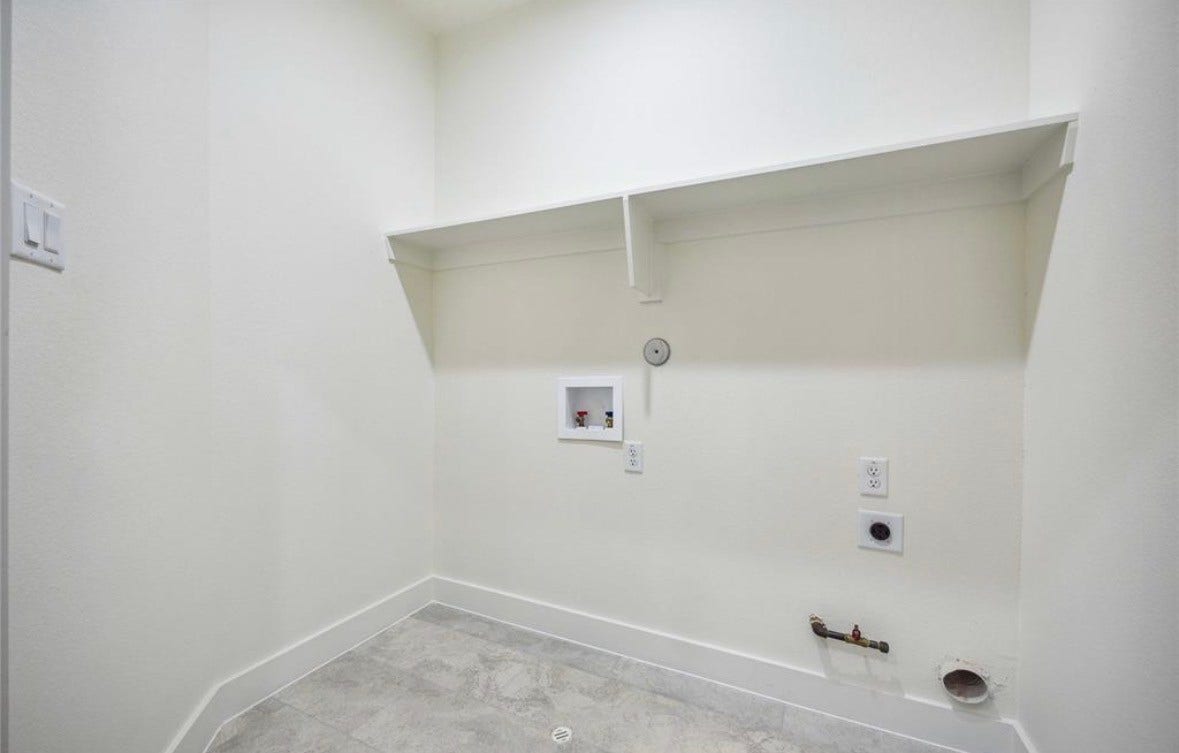 7980 Angus Street, #B, Houston, TX 77028 7980 Angus Street, #B, Houston, TX 77028