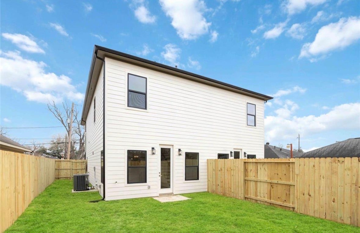 7980 Angus Street, #B, Houston, TX 77028 7980 Angus Street, #B, Houston, TX 77028