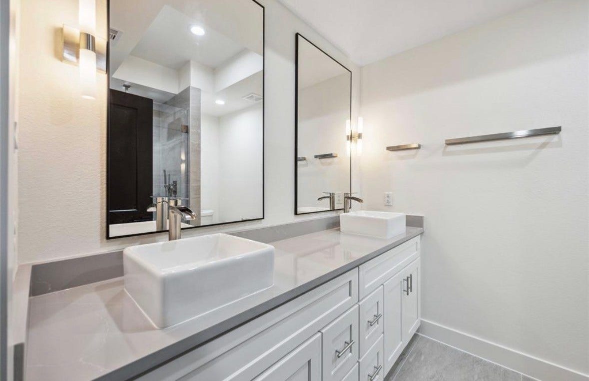 7980 Angus Street, #B, Houston, TX 77028 7980 Angus Street, #B, Houston, TX 77028