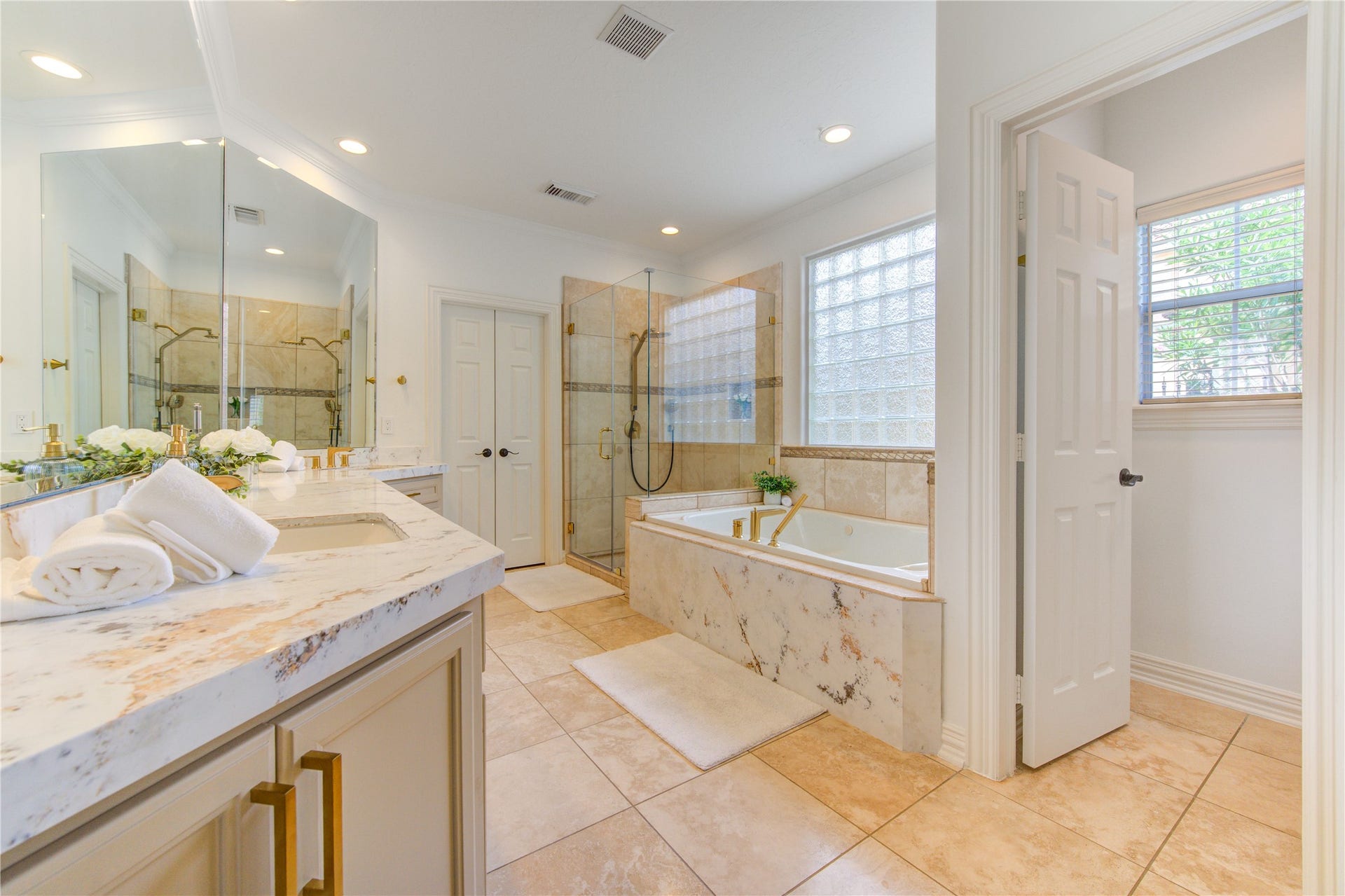 14114 Barnhart Boulevard, Houston, TX 77077 14114 Barnhart Boulevard, Houston, TX 77077