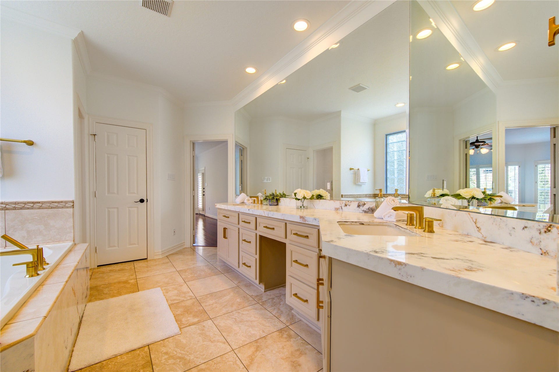 14114 Barnhart Boulevard, Houston, TX 77077 14114 Barnhart Boulevard, Houston, TX 77077