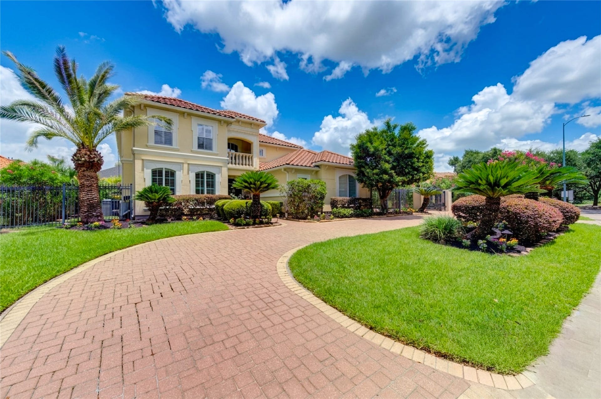 14114 Barnhart Boulevard, Houston, TX 77077 14114 Barnhart Boulevard, Houston, TX 77077