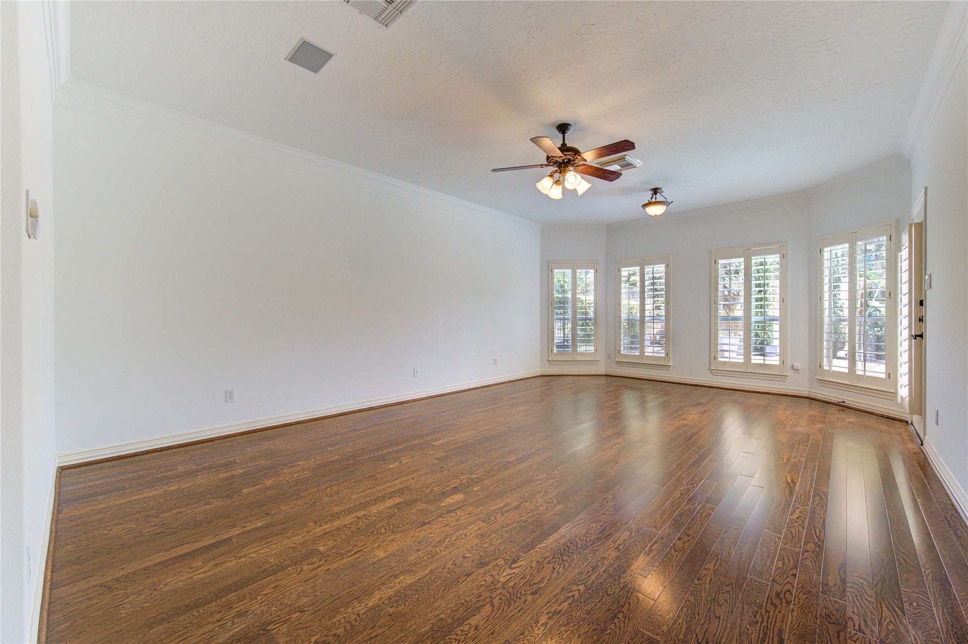 14114 Barnhart Boulevard, Houston, TX 77077 14114 Barnhart Boulevard, Houston, TX 77077