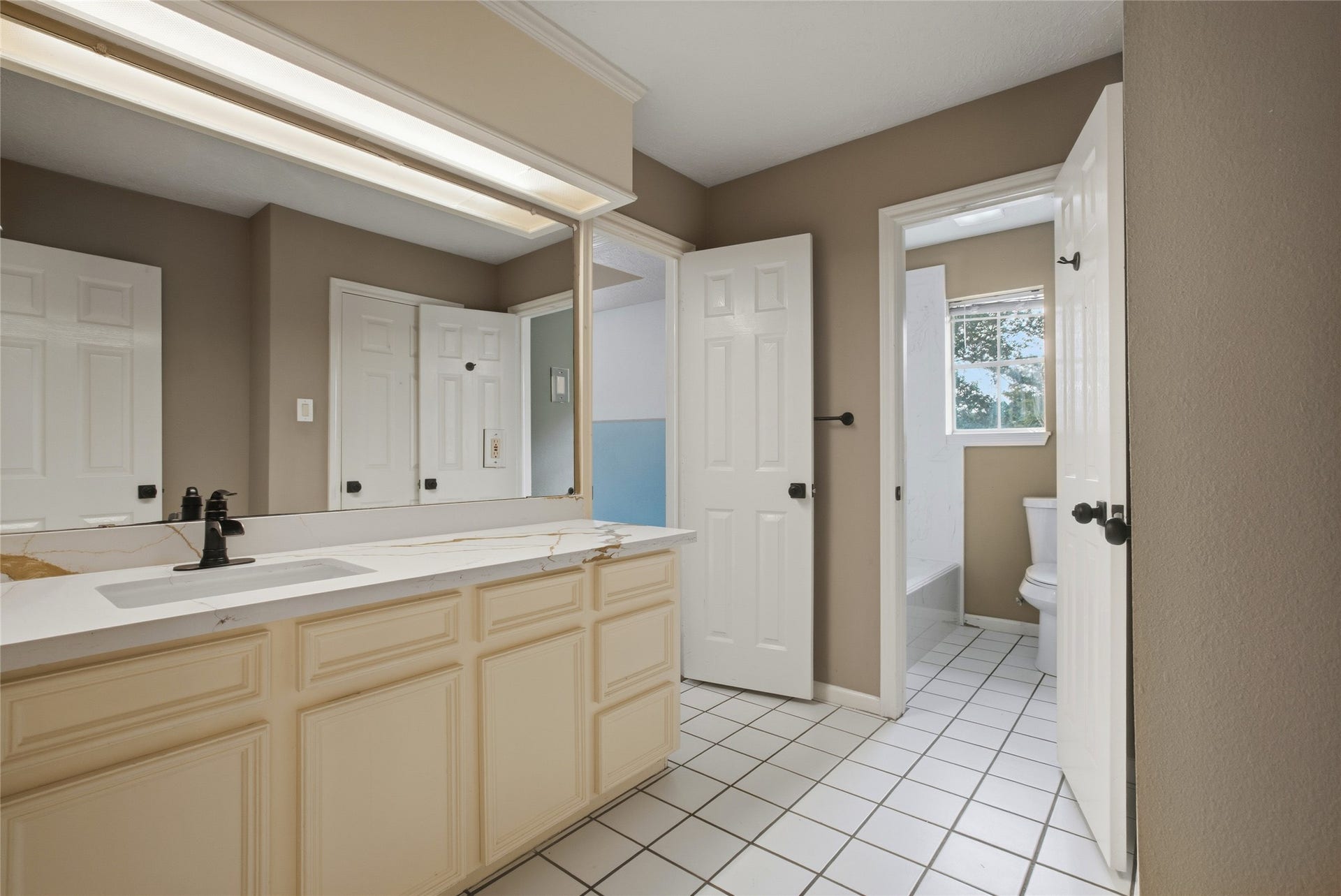 5202 W Zephyr Drive, #C378C, Alvin, TX 77511 5202 W Zephyr Drive, #C378C, Alvin, TX 77511