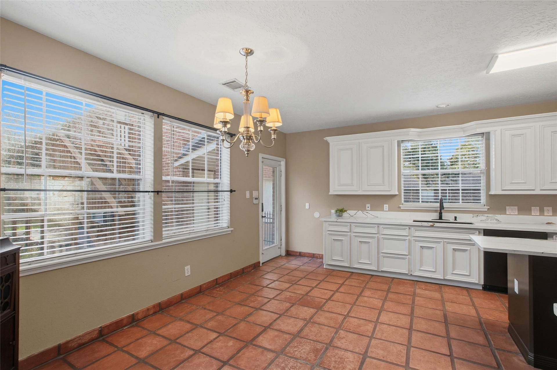 5202 W Zephyr Drive, #C378C, Alvin, TX 77511 5202 W Zephyr Drive, #C378C, Alvin, TX 77511