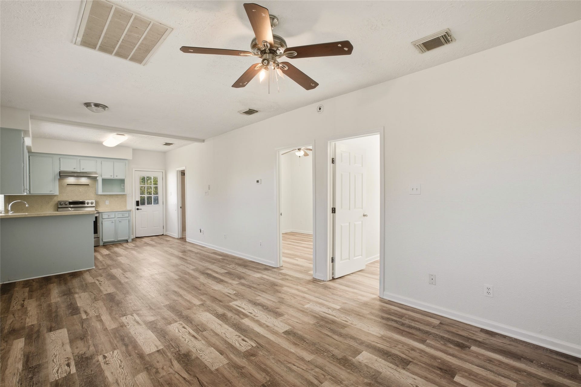 5202 W Zephyr Drive, #C378C, Alvin, TX 77511 5202 W Zephyr Drive, #C378C, Alvin, TX 77511