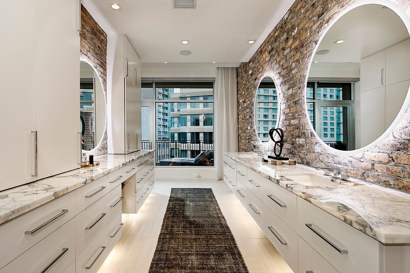 1 Waterway Court, #5-B, The Woodlands, TX 77380 1 Waterway Court, #5-B, The Woodlands, TX 77380