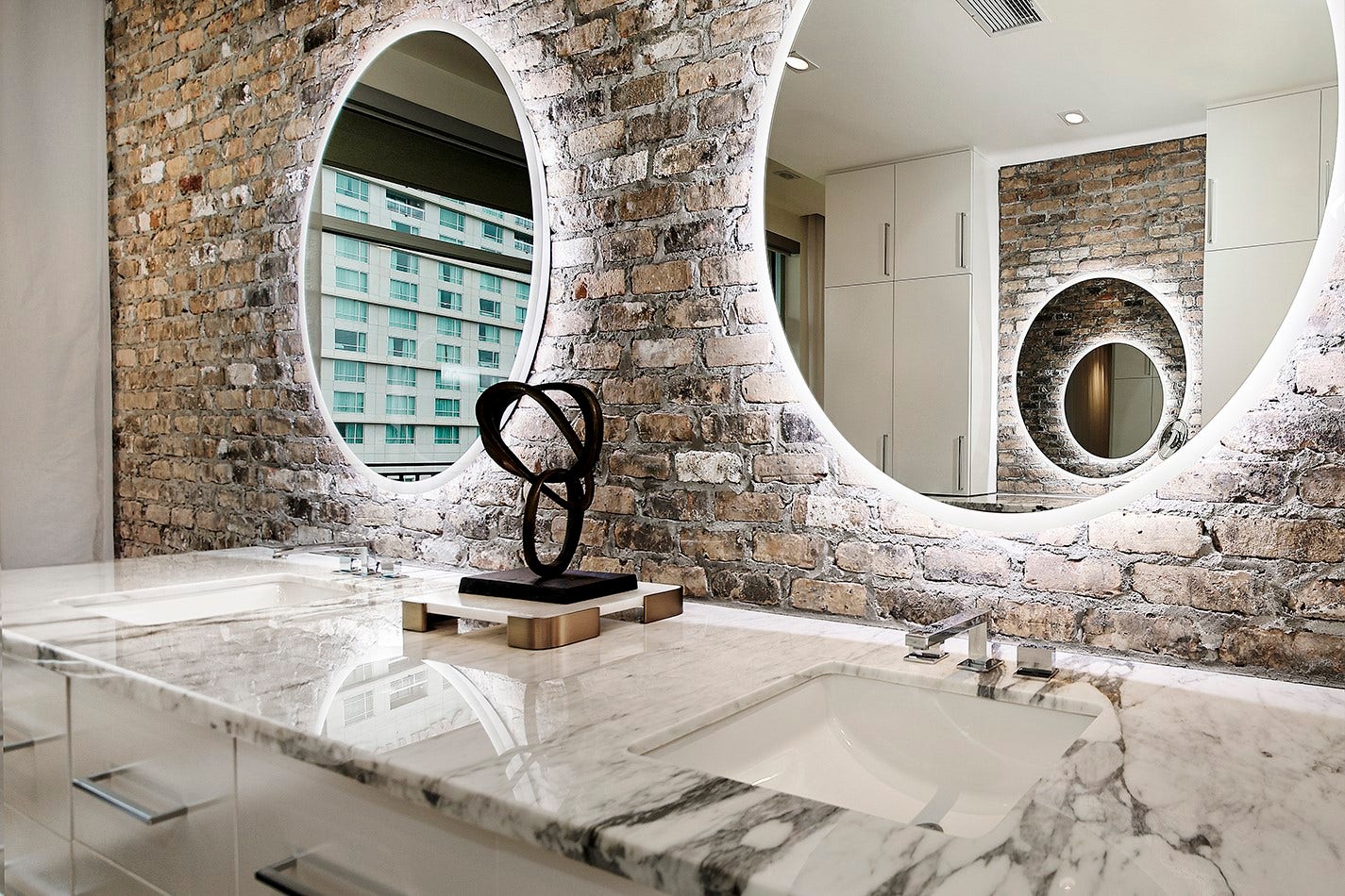 1 Waterway Court, #5-B, The Woodlands, TX 77380 1 Waterway Court, #5-B, The Woodlands, TX 77380