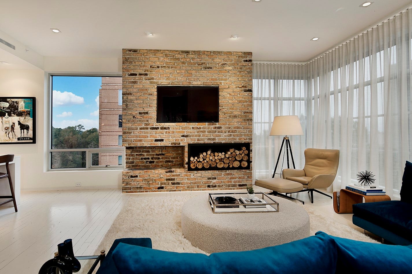 1 Waterway Court, #5-B, The Woodlands, TX 77380 1 Waterway Court, #5-B, The Woodlands, TX 77380