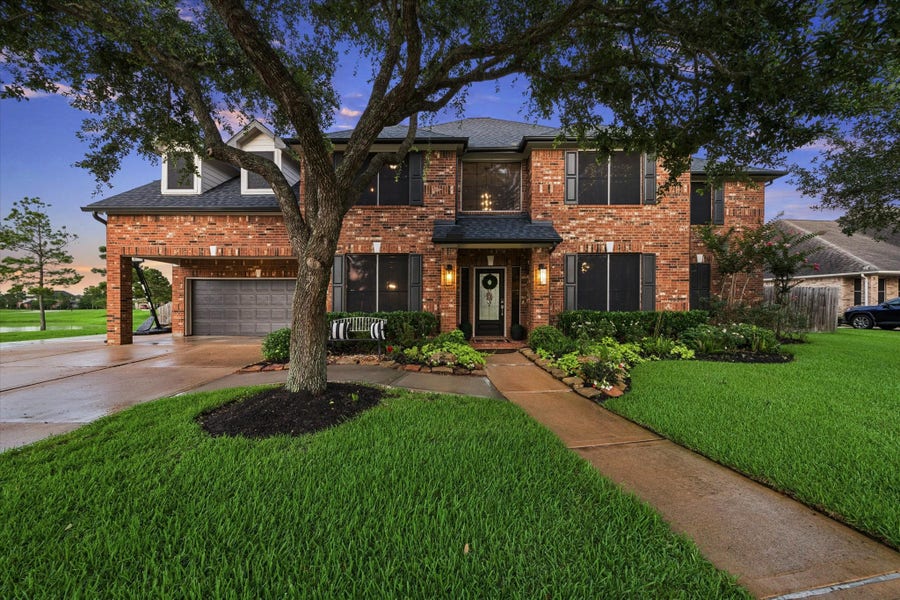Property photo for 1407 Bentlake Lane, Pearland, TX