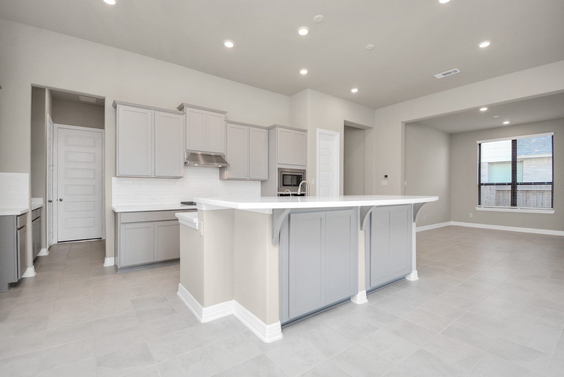 4710 Austin Landing, Fresno, TX 77545 4710 Austin Landing, Fresno, TX 77545