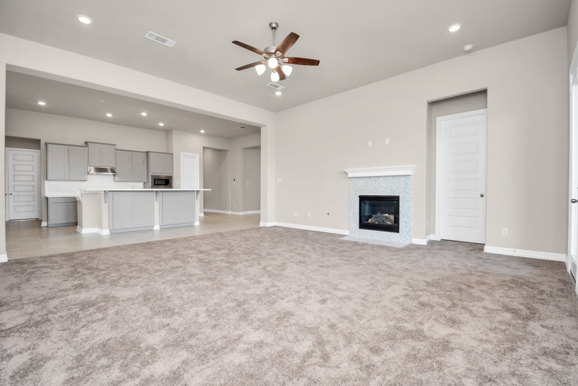 4710 Austin Landing, Fresno, TX 77545 4710 Austin Landing, Fresno, TX 77545