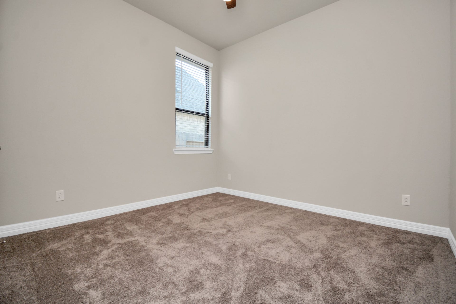 4710 Austin Landing, Fresno, TX 77545 4710 Austin Landing, Fresno, TX 77545