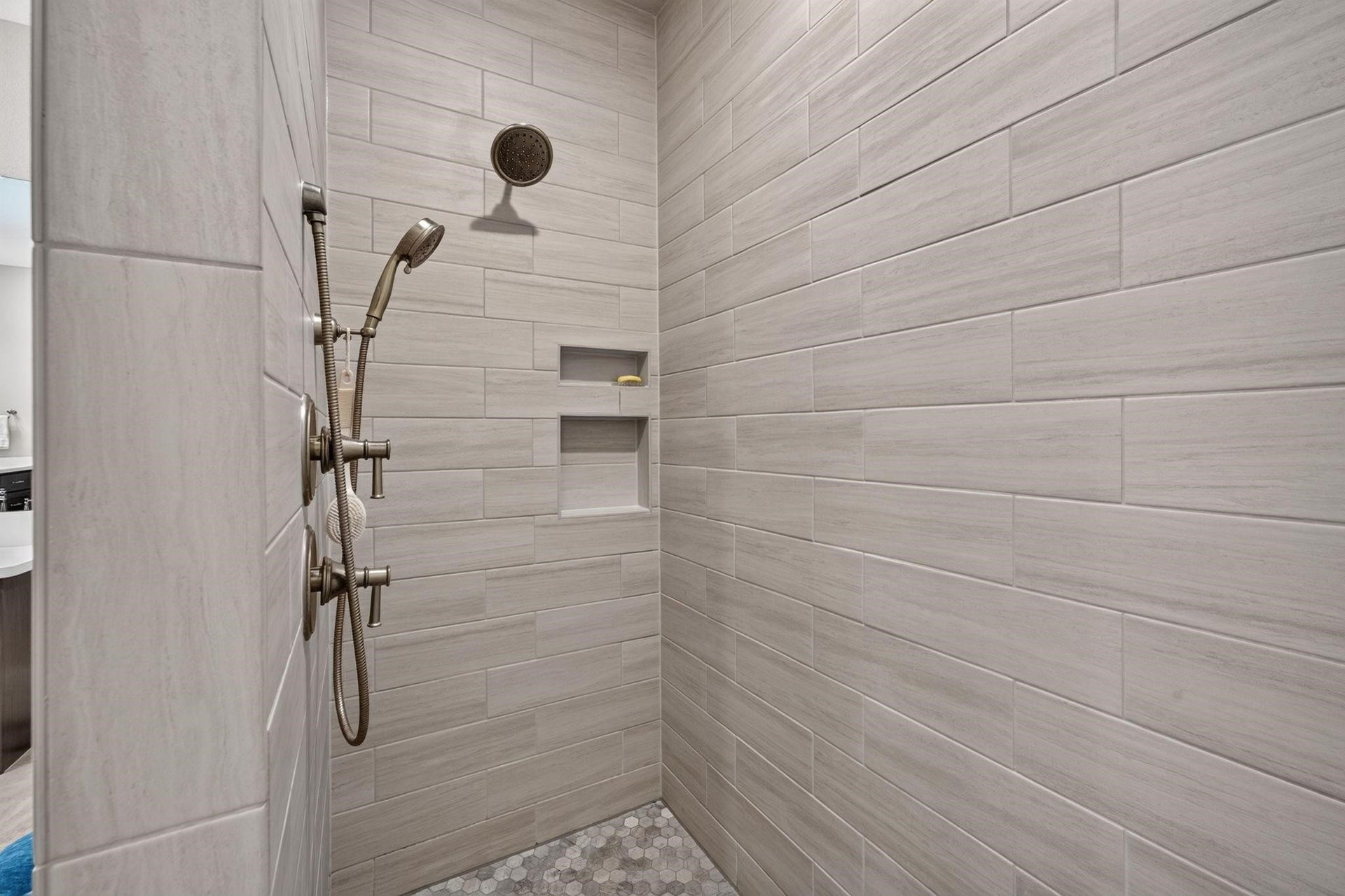 501 Corsair Court, Montgomery, TX 77316 Primary Suite walk-in shower