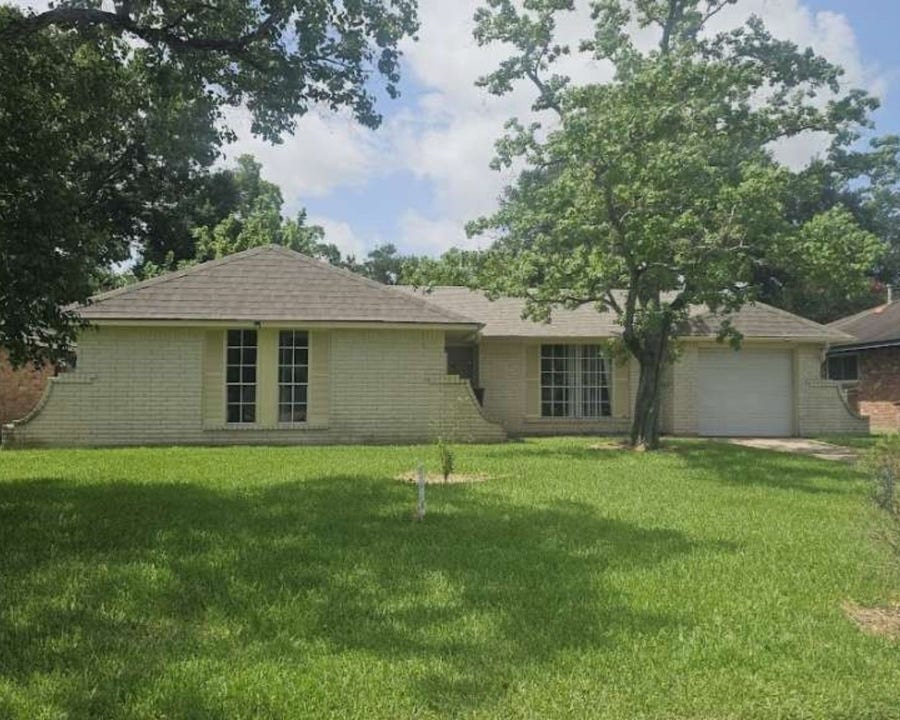 Property photo for 7623 Kellwood Drive, Houston, TX
