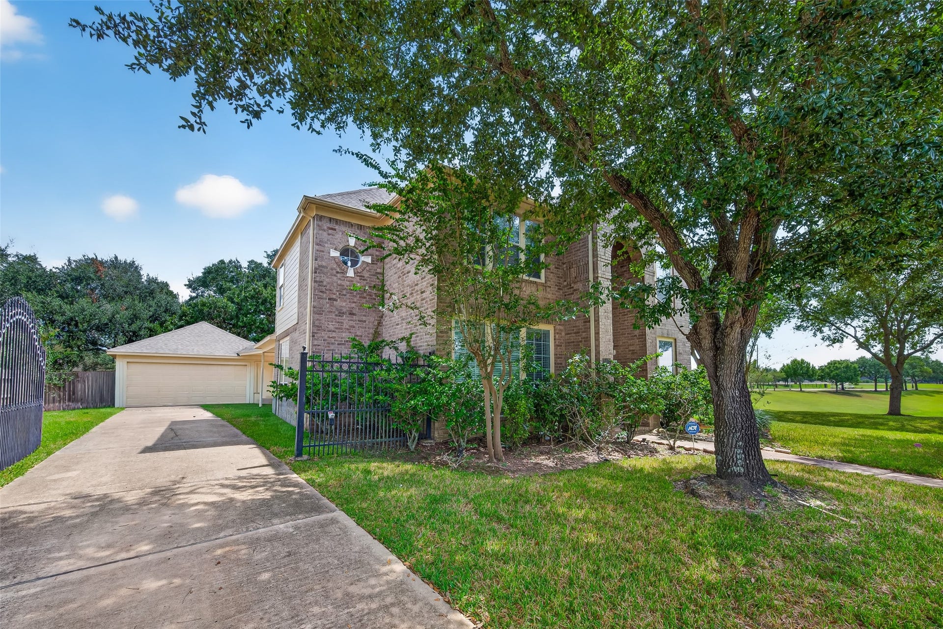 5535 Moss Meadow Court, Sugar Land, TX 77479 5535 Moss Meadow Court, Sugar Land, TX 77479