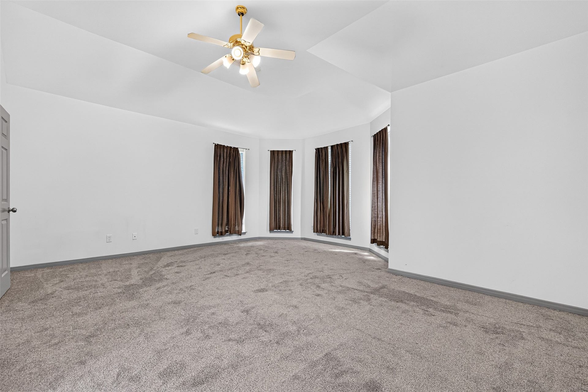 5535 Moss Meadow Court, Sugar Land, TX 77479 5535 Moss Meadow Court, Sugar Land, TX 77479