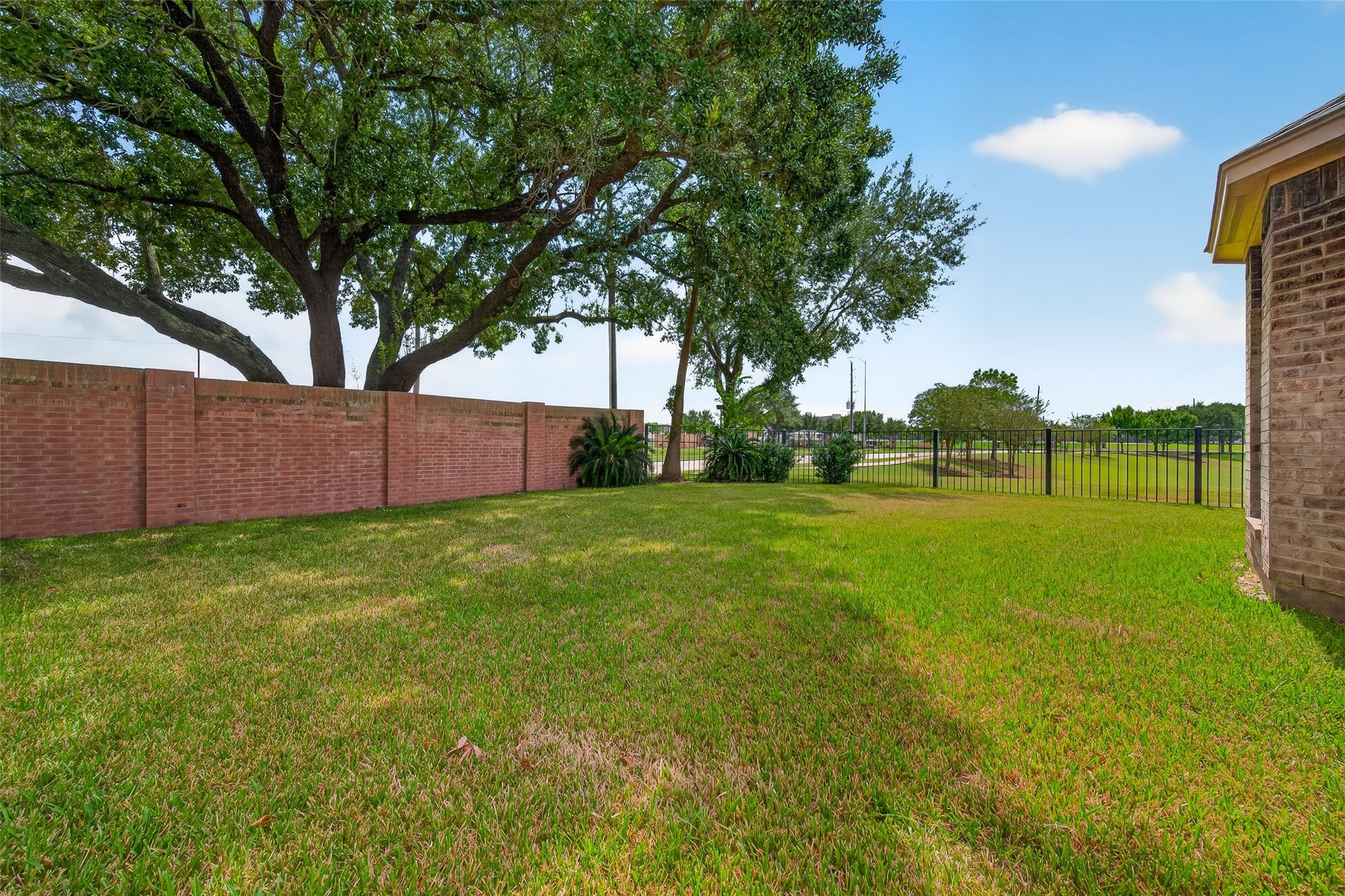 5535 Moss Meadow Court, Sugar Land, TX 77479 5535 Moss Meadow Court, Sugar Land, TX 77479
