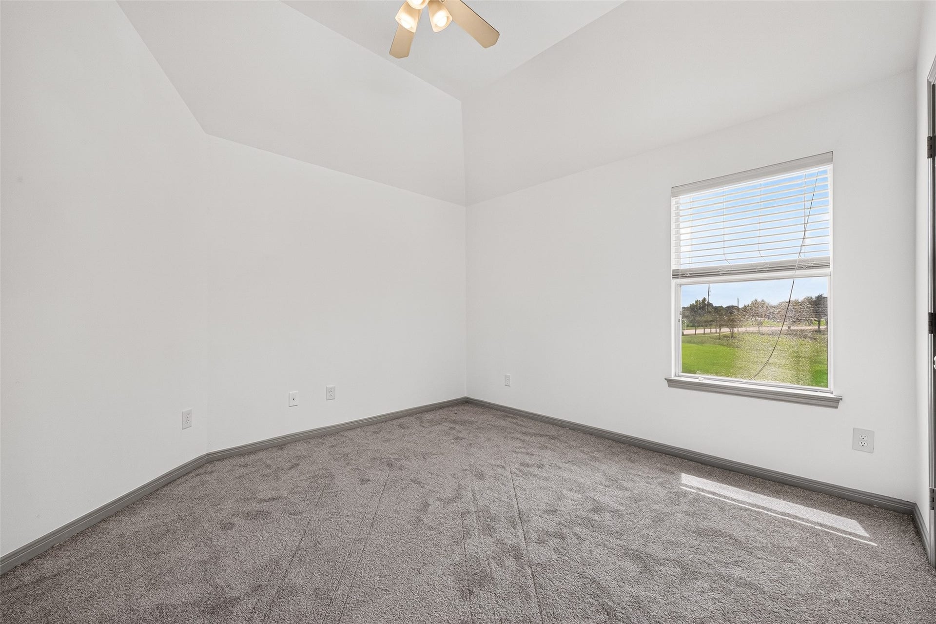 5535 Moss Meadow Court, Sugar Land, TX 77479 5535 Moss Meadow Court, Sugar Land, TX 77479