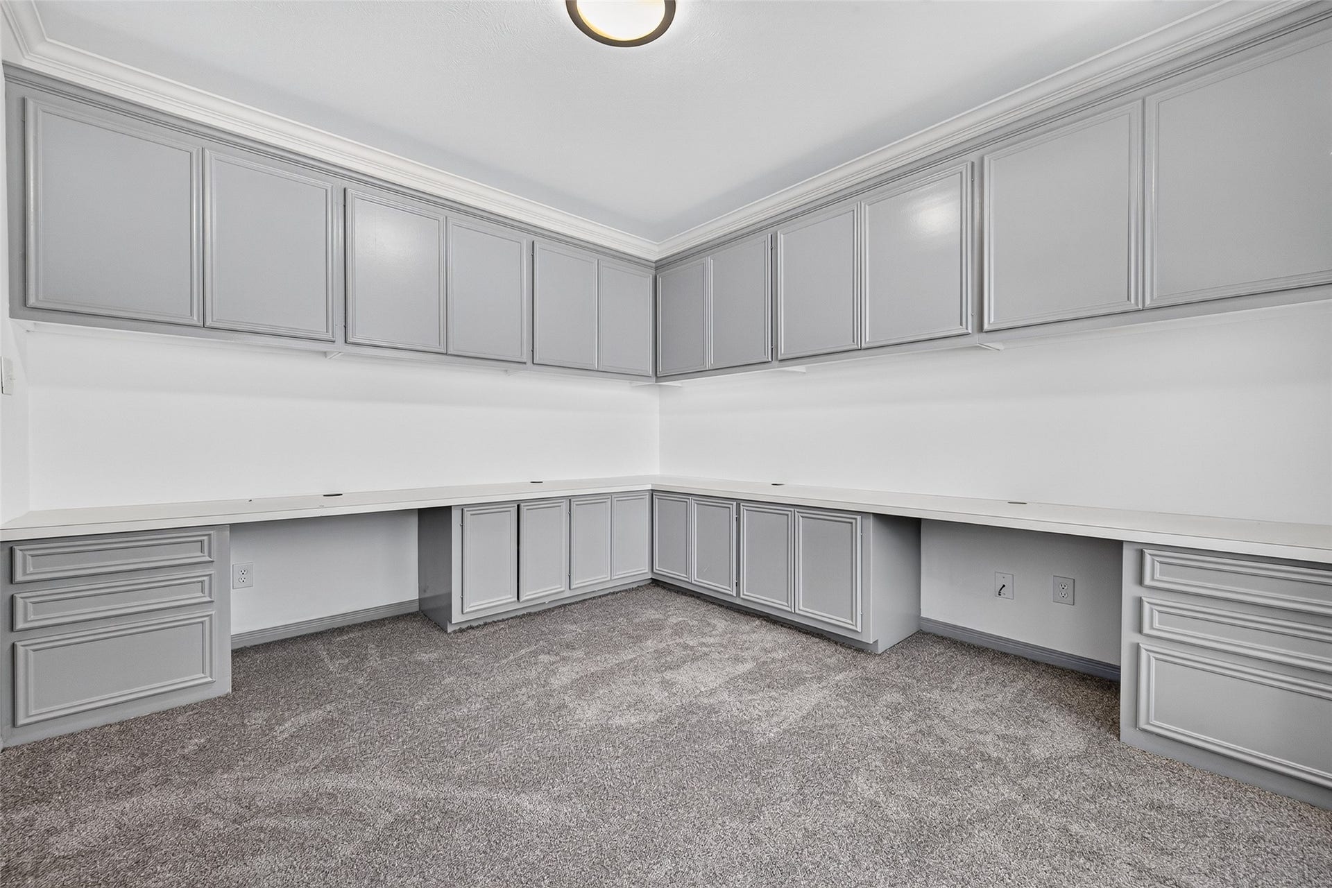 5535 Moss Meadow Court, Sugar Land, TX 77479 5535 Moss Meadow Court, Sugar Land, TX 77479