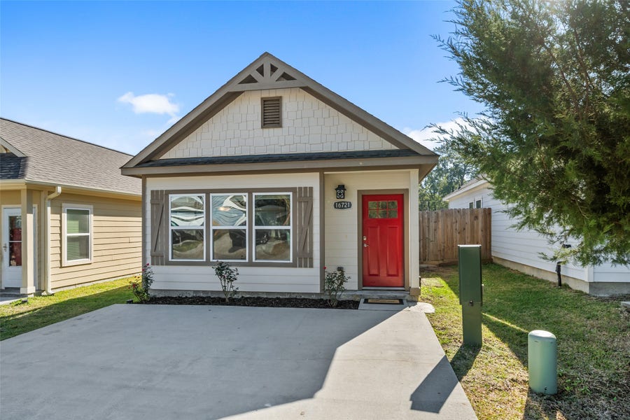 Property photo for 16721 Stonefield, Montgomery, TX