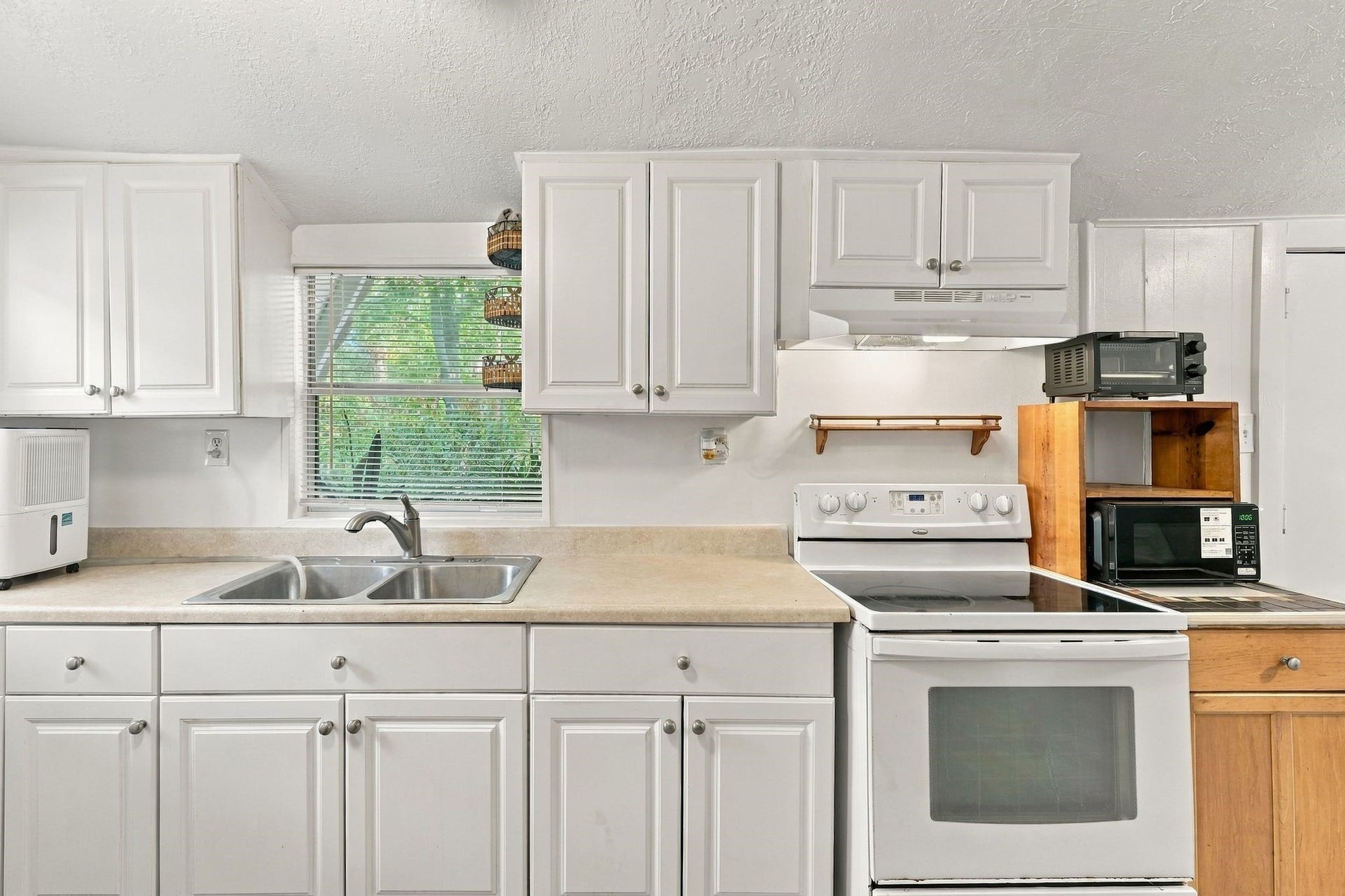 16443 Piper Lane, Montgomery, TX 77316 16443 Piper Lane, Montgomery, TX 77316