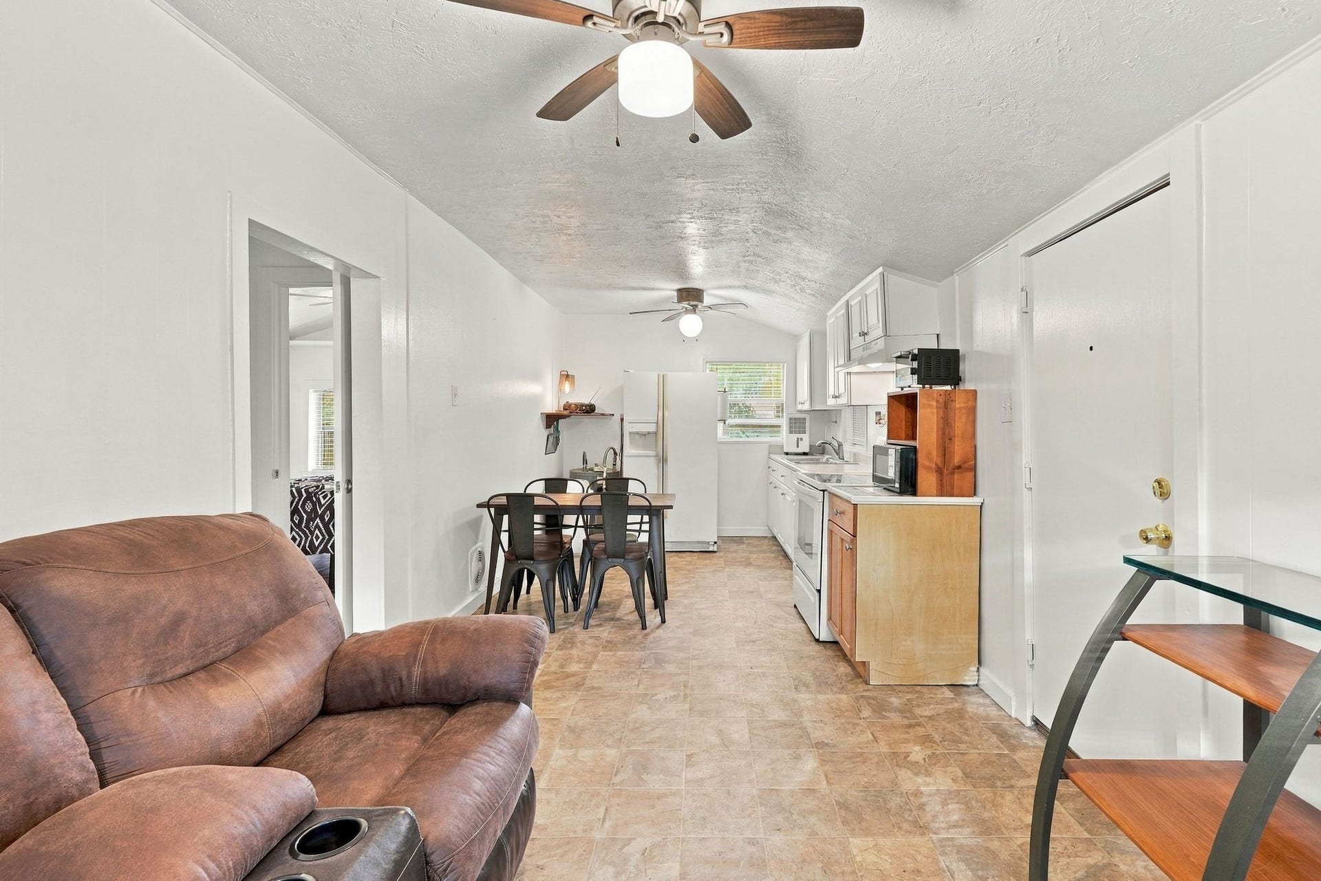 16443 Piper Lane, Montgomery, TX 77316 16443 Piper Lane, Montgomery, TX 77316