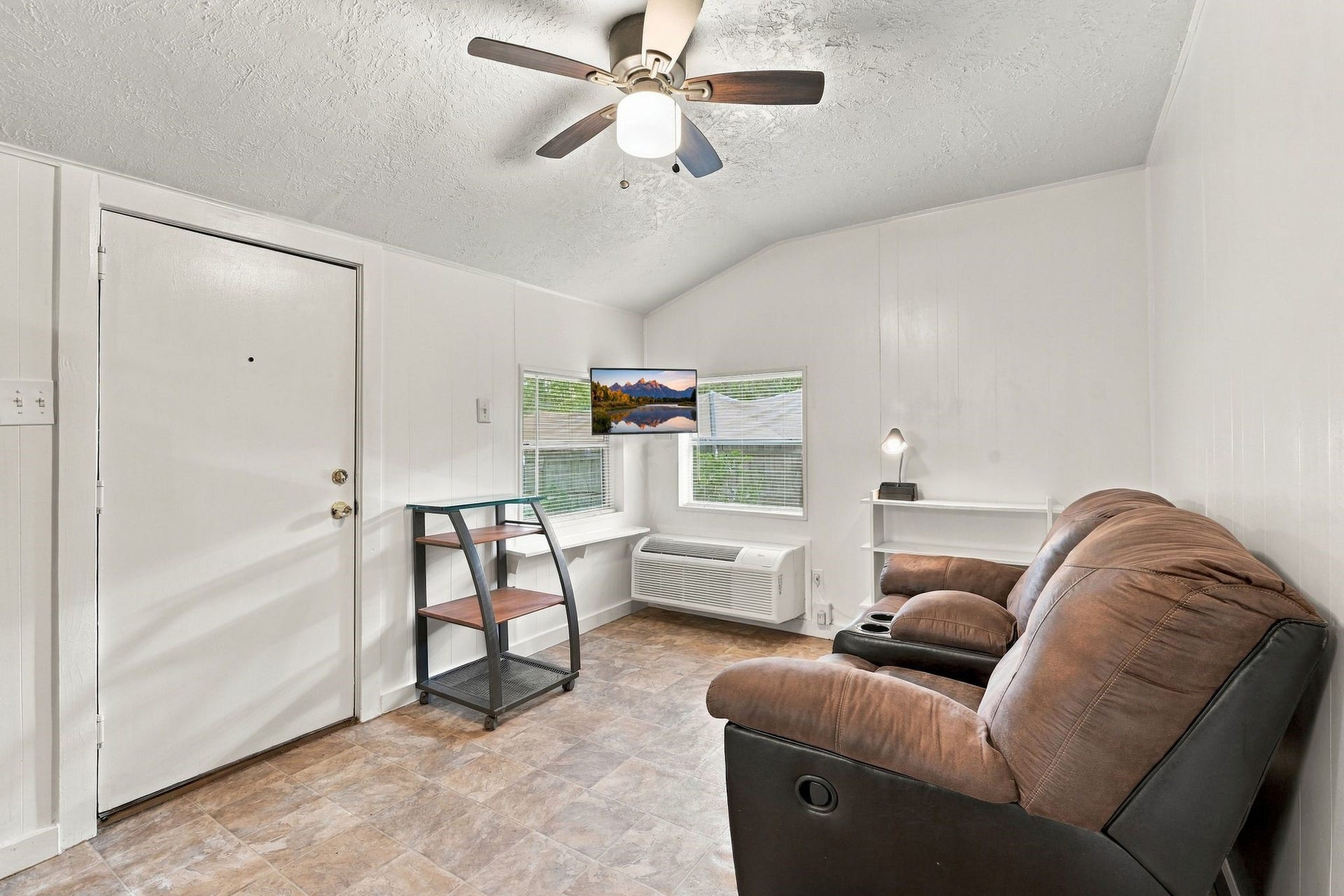 16443 Piper Lane, Montgomery, TX 77316 16443 Piper Lane, Montgomery, TX 77316