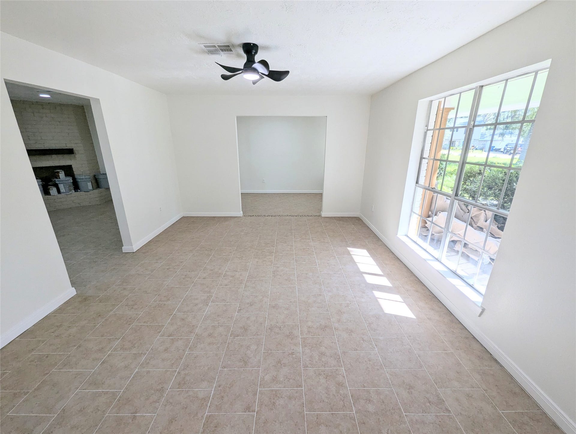 809 Glen Hollow Drive, Conroe, TX 77385