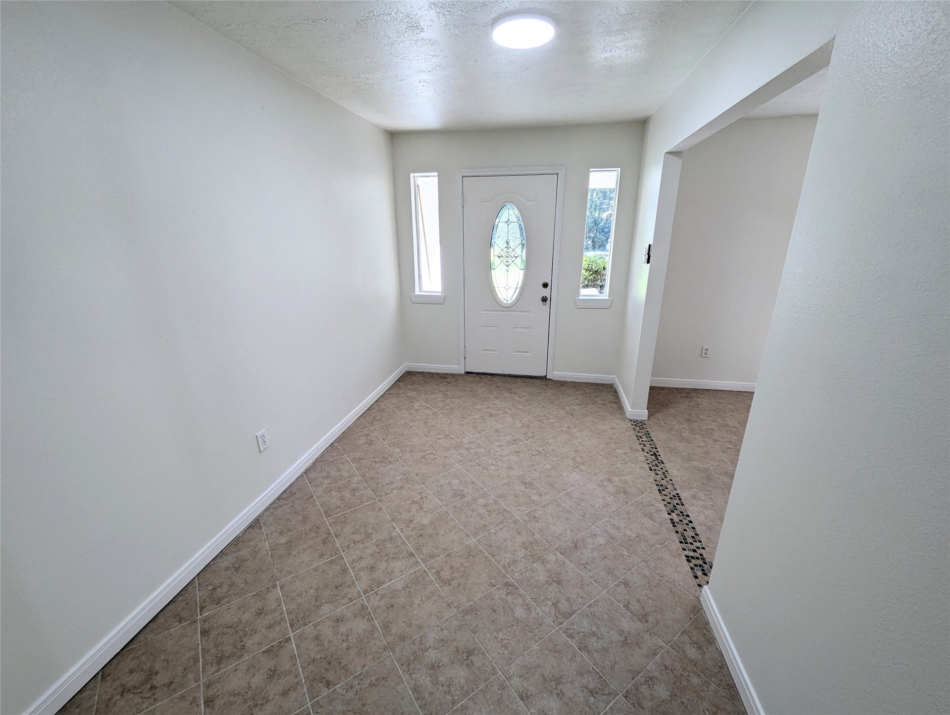 809 Glen Hollow Drive, Conroe, TX 77385