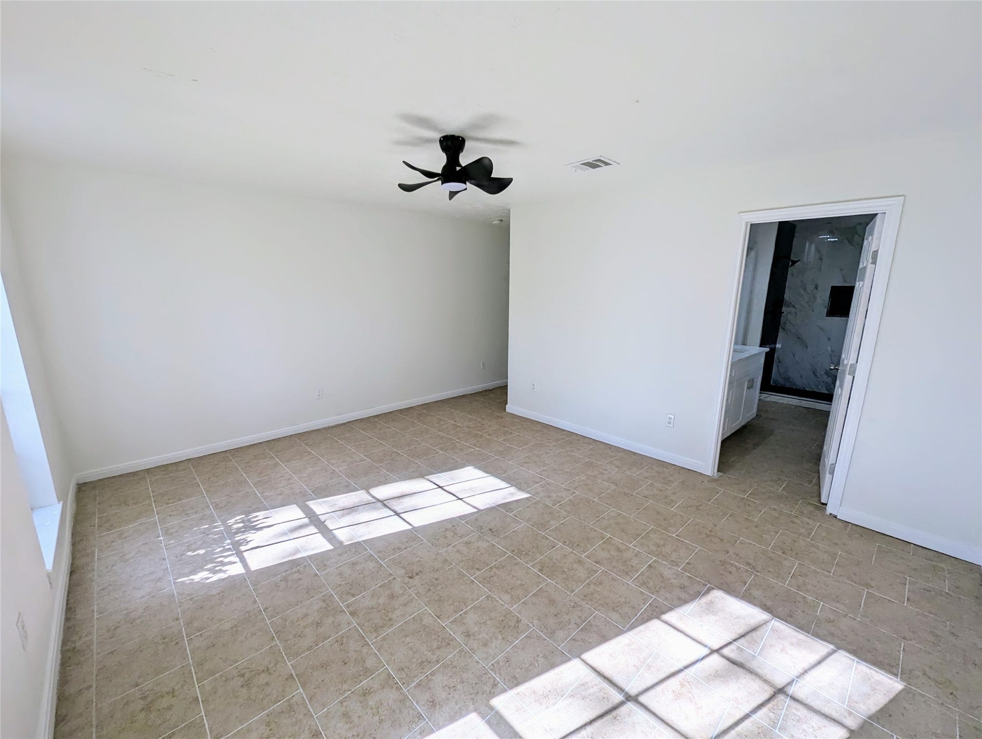 809 Glen Hollow Drive, Conroe, TX 77385