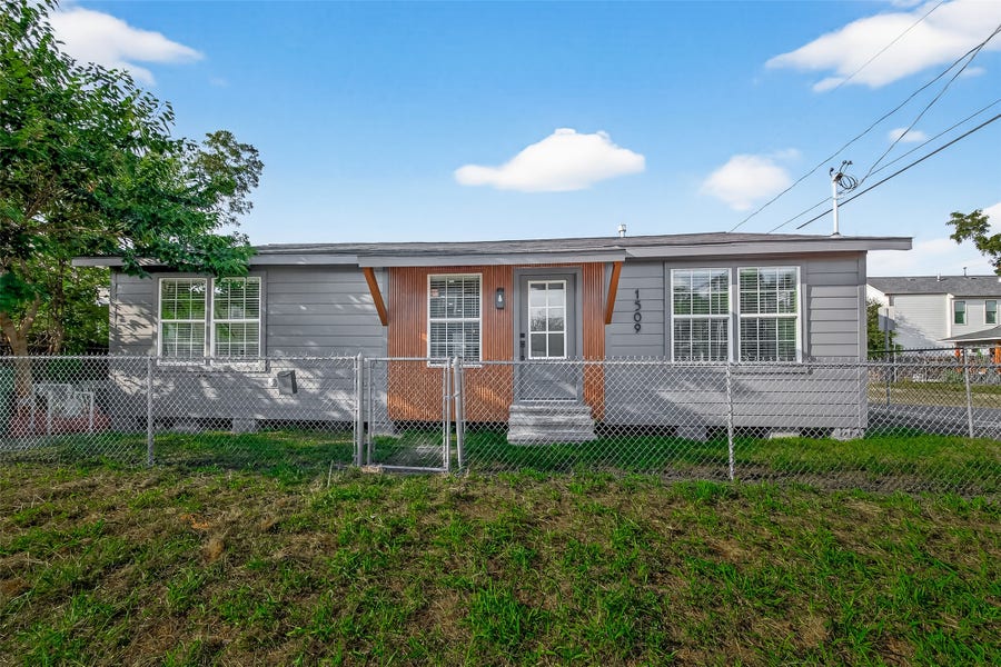 Property photo for 1509 Moody Street, Houston, TX