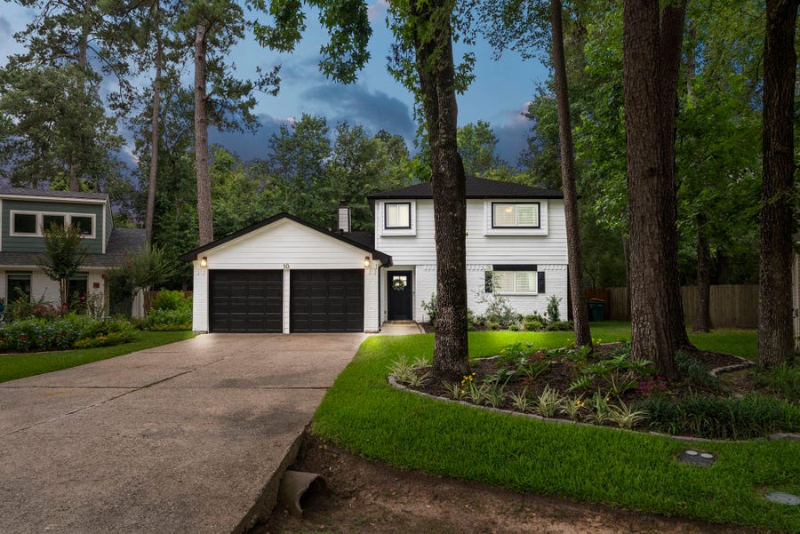 Property photo for 10 E White Willow Circle, Spring, TX