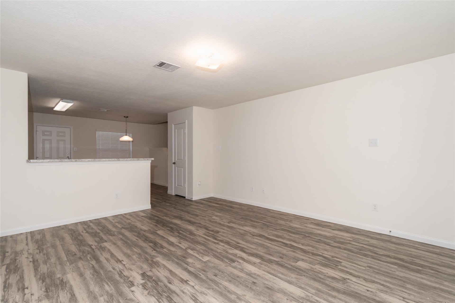 Photos may be representative of the floor plan and not the exact home. Finishes, layout, and features of the actual property for lease may vary.