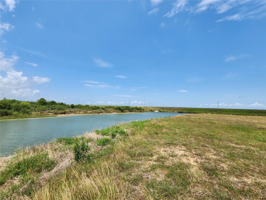 Property photo for 1322 Highborne Cay Court, Texas City, TX