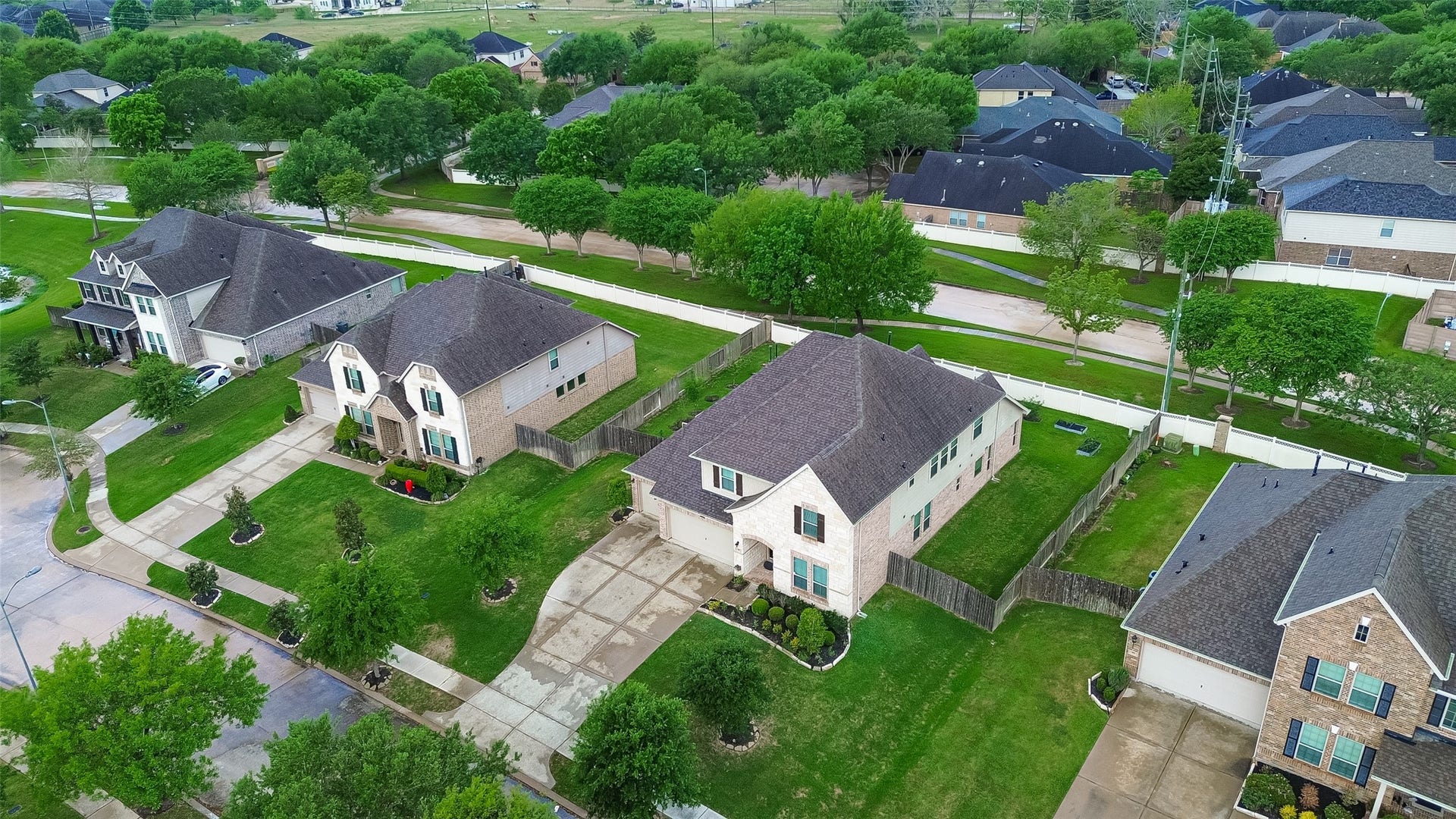 95 Rivercove Lane, Richmond, TX 77406 95 Rivercove Lane, Richmond, TX 77406