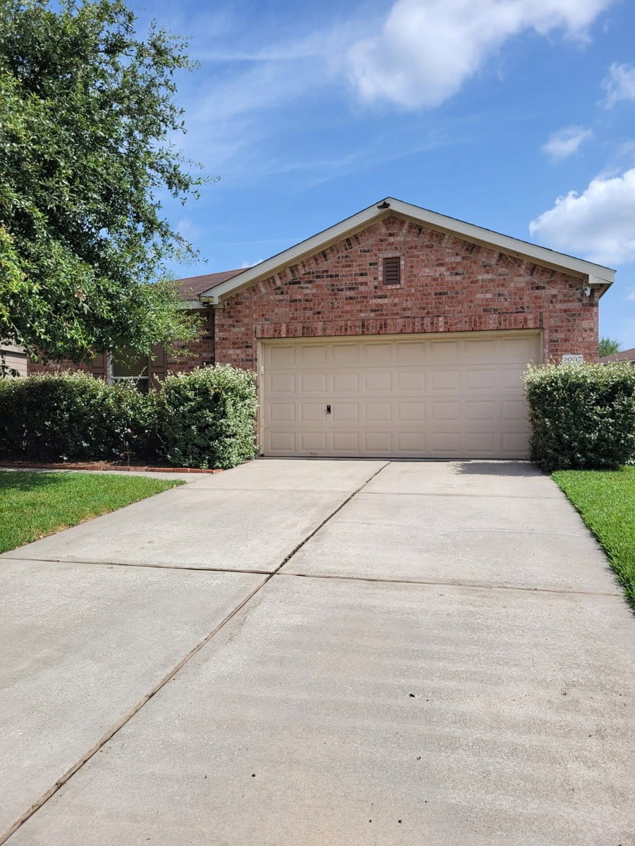 Property photo for 2907 Legends Knoll Drive, Spring, TX